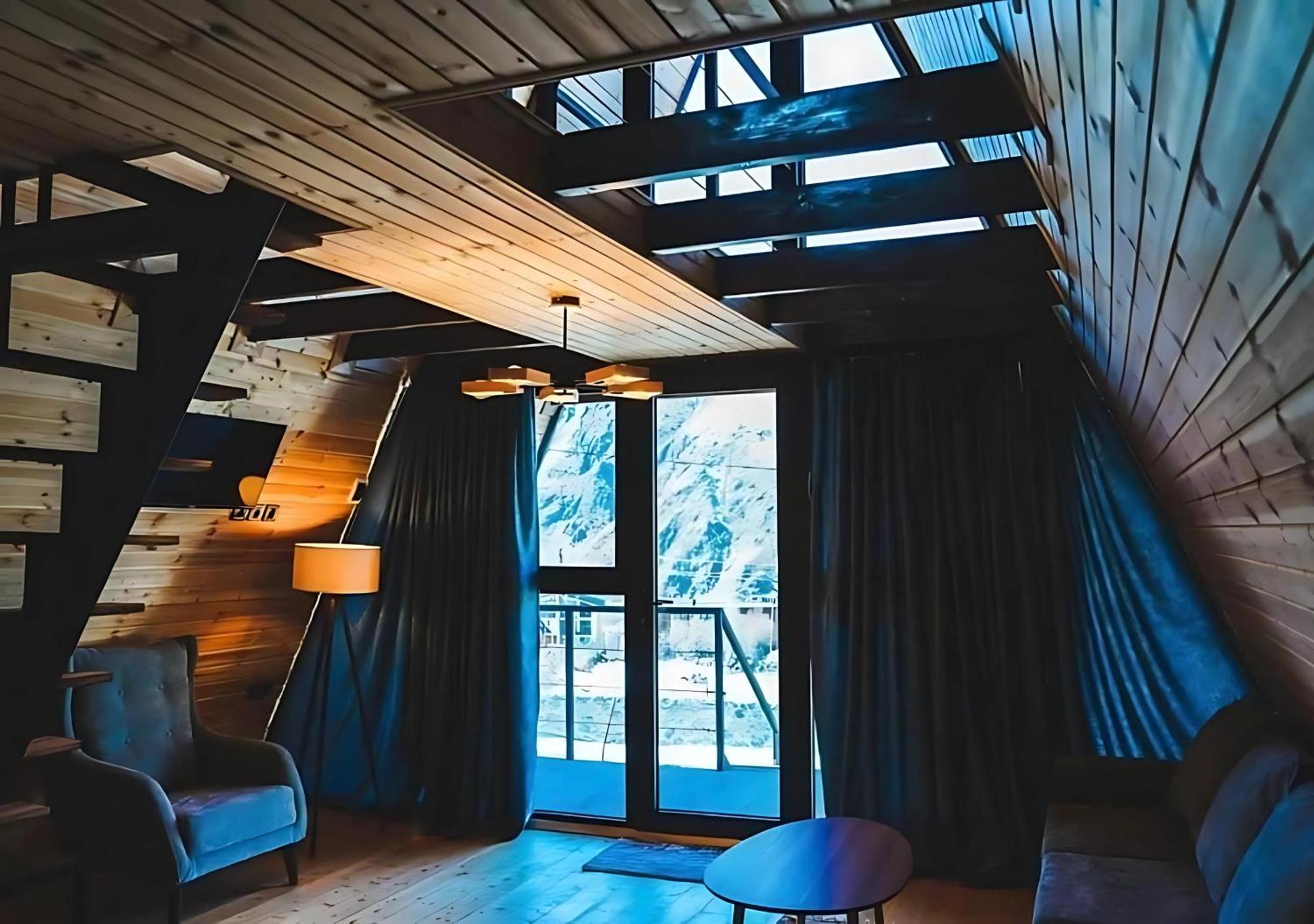 Sanseco Cottage Степанцмінда Екстер'єр фото