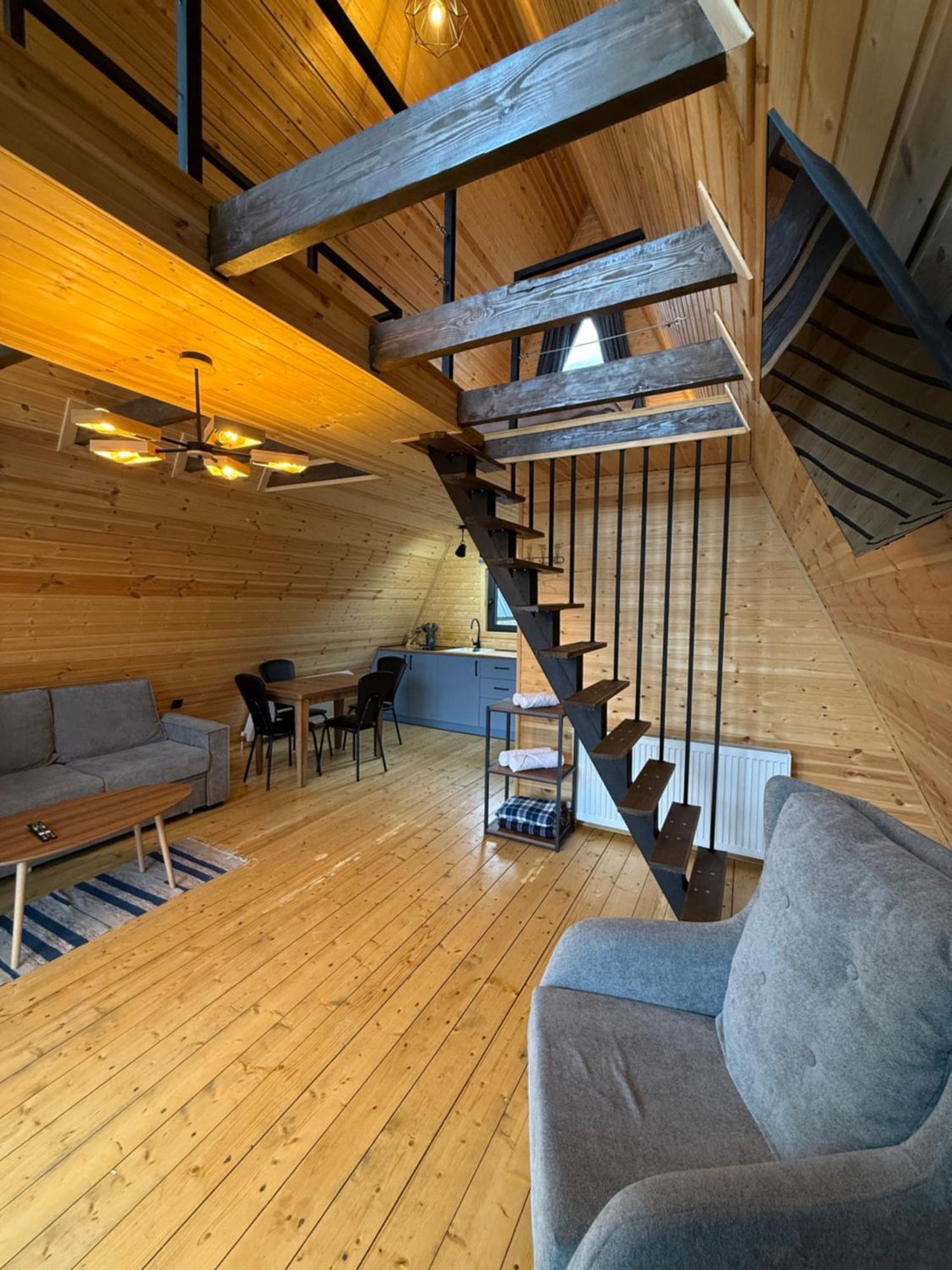 Sanseco Cottage Степанцмінда Екстер'єр фото