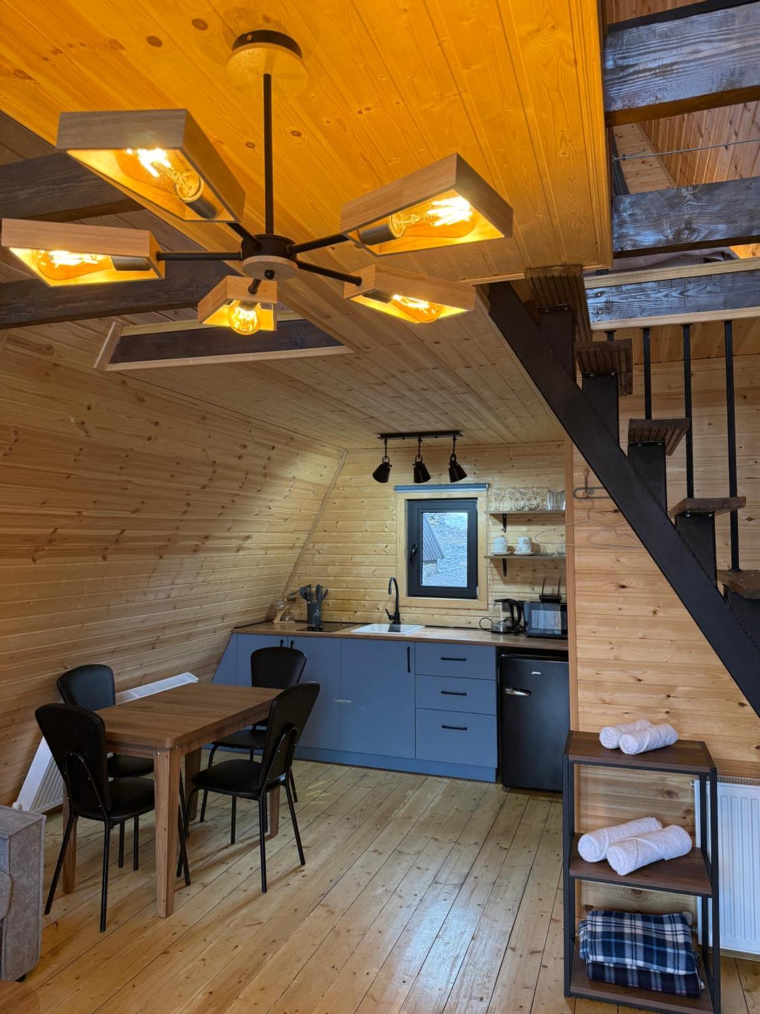 Sanseco Cottage Степанцмінда Екстер'єр фото
