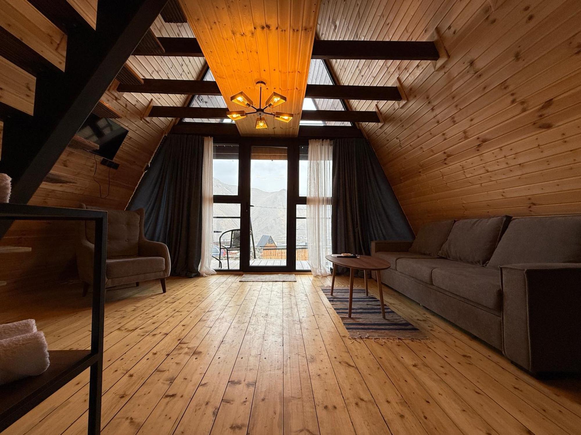 Sanseco Cottage Степанцмінда Екстер'єр фото