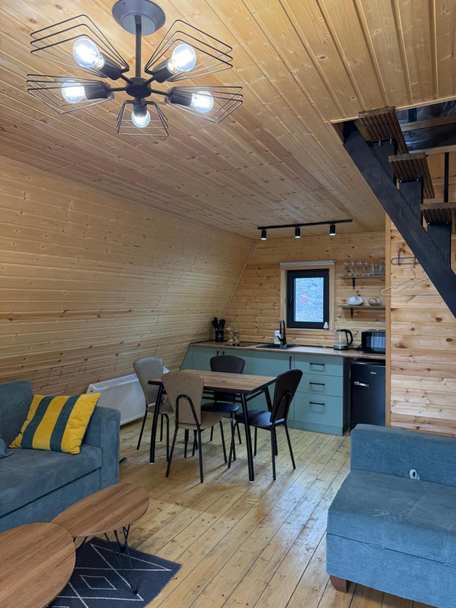 Sanseco Cottage Степанцмінда Екстер'єр фото